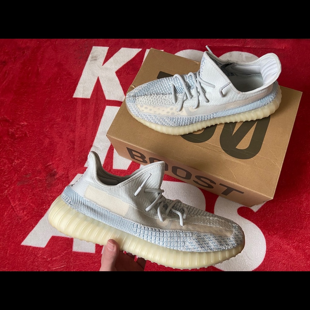 Yeezy Boost 350 v2 Cloud White Size 13.5